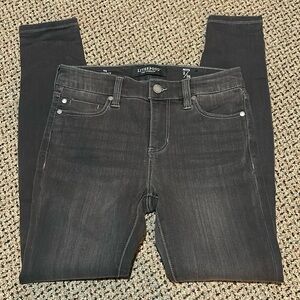 NWOT LIVERPOOL gray jeans. Size 26 petite. Fab Fit Fun.